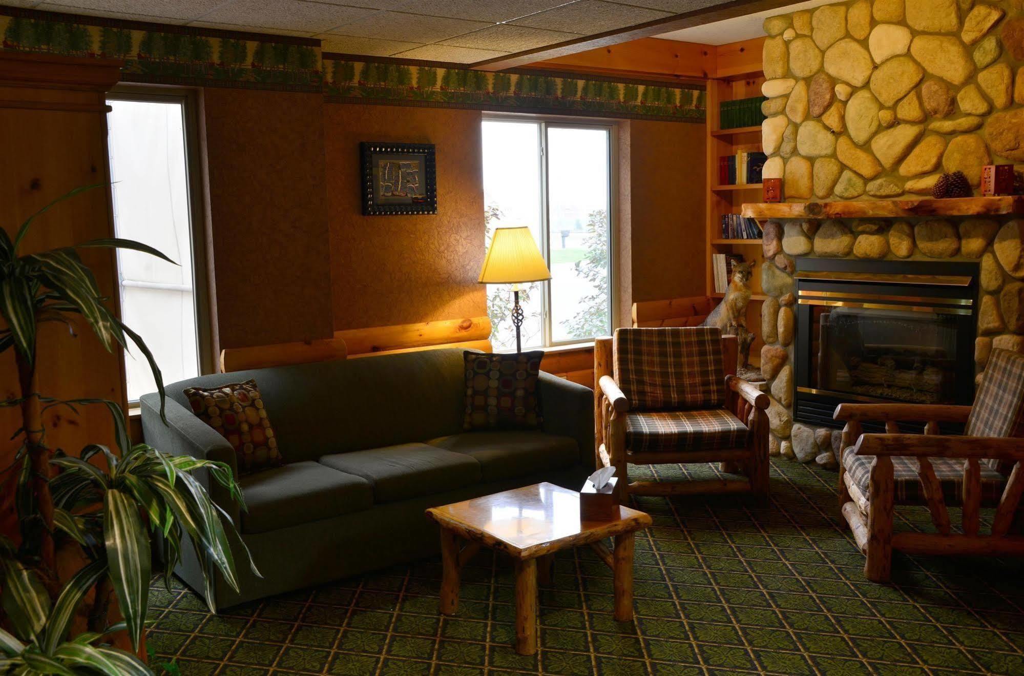 Pellston Lodge Eksteriør billede
